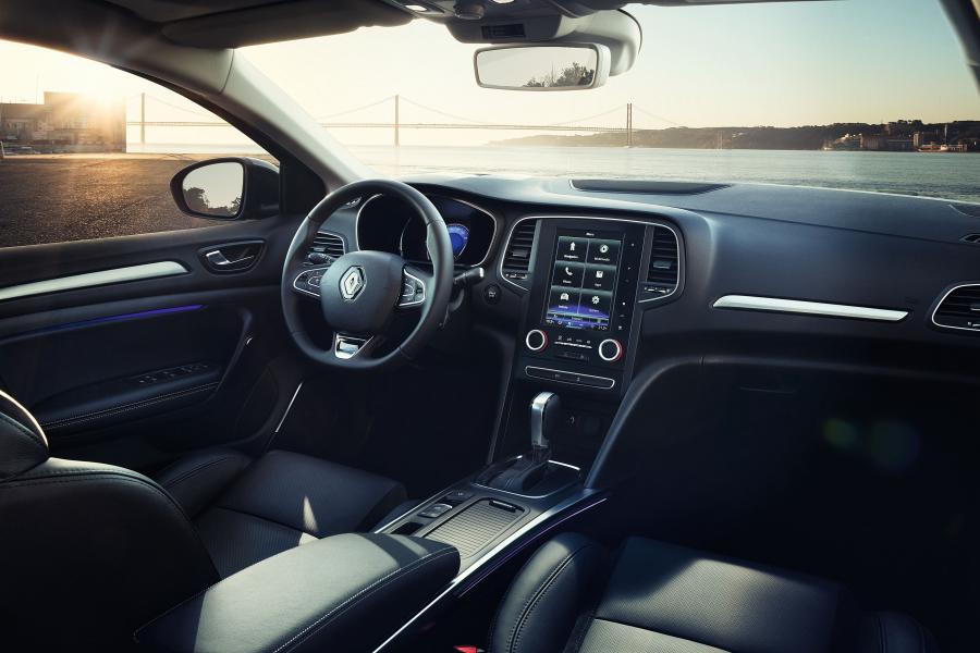 Интерьер Renault Megane Sedan 2016 года  (фото 52 из 52)